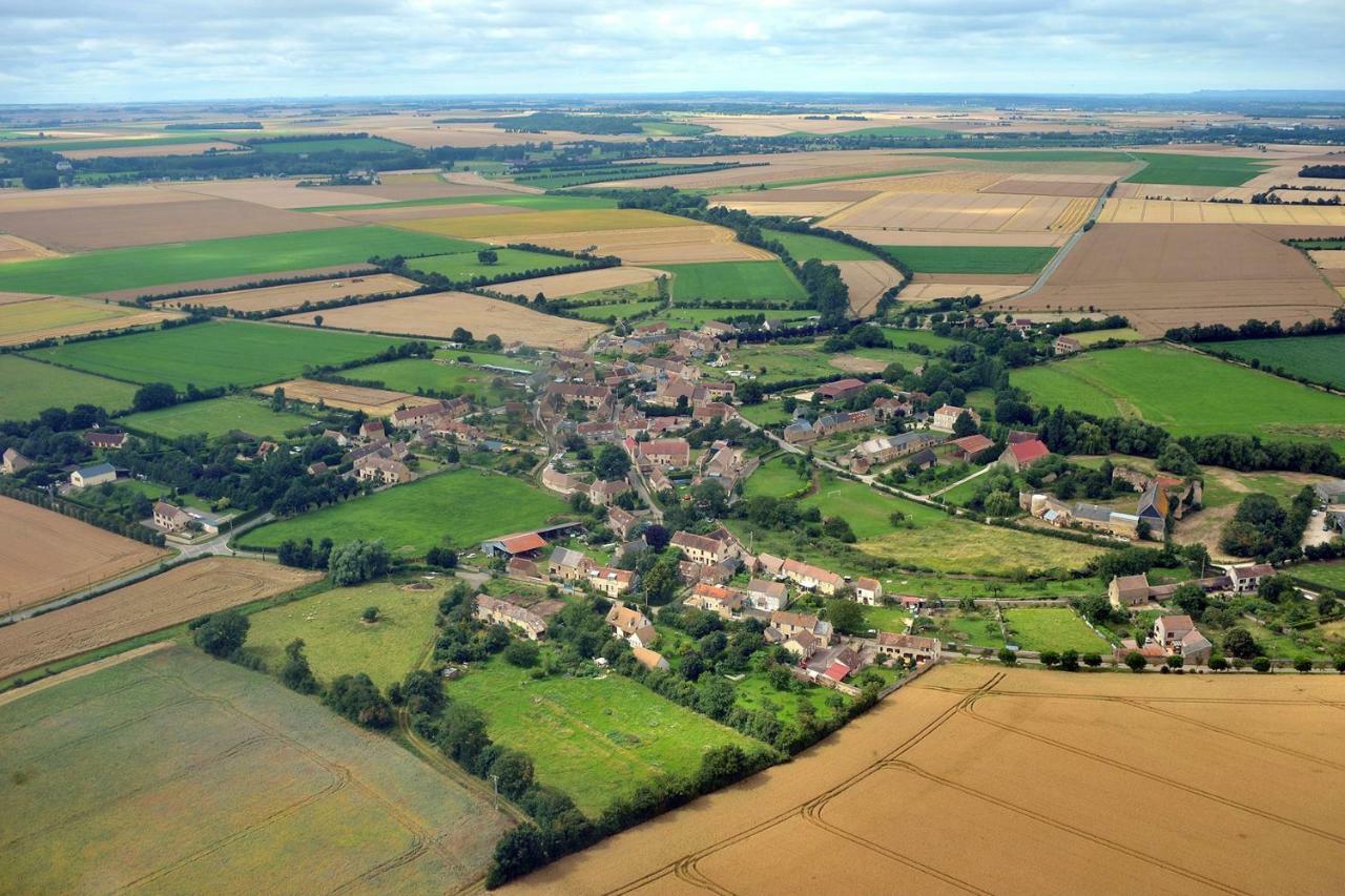 Les Gites Du Douet Du Houlle Courcy  Exterior foto
